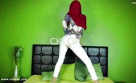 ZeiraKundalini Old Video Twerking in White Leggings @ CKXGirl.com